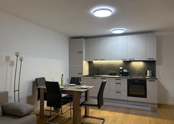 Modern & Cozy - Free Parking & Vineyards